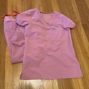 Used Figs Chalk Pink top and jogger